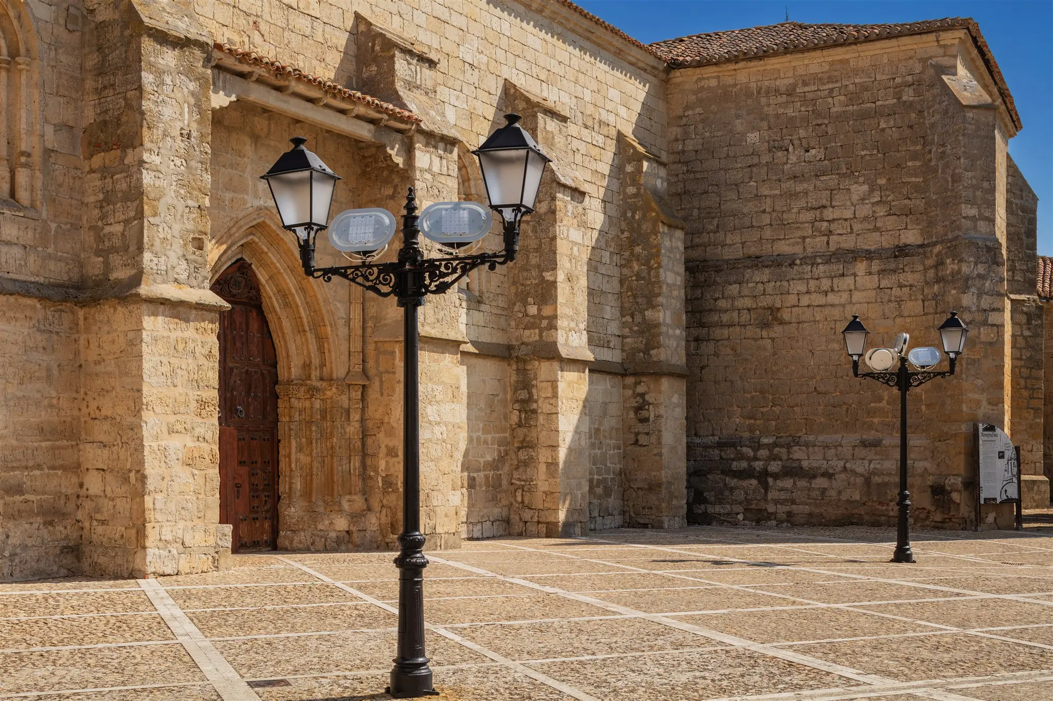 Alumbrado público - Andrés y Lajo (10/10)