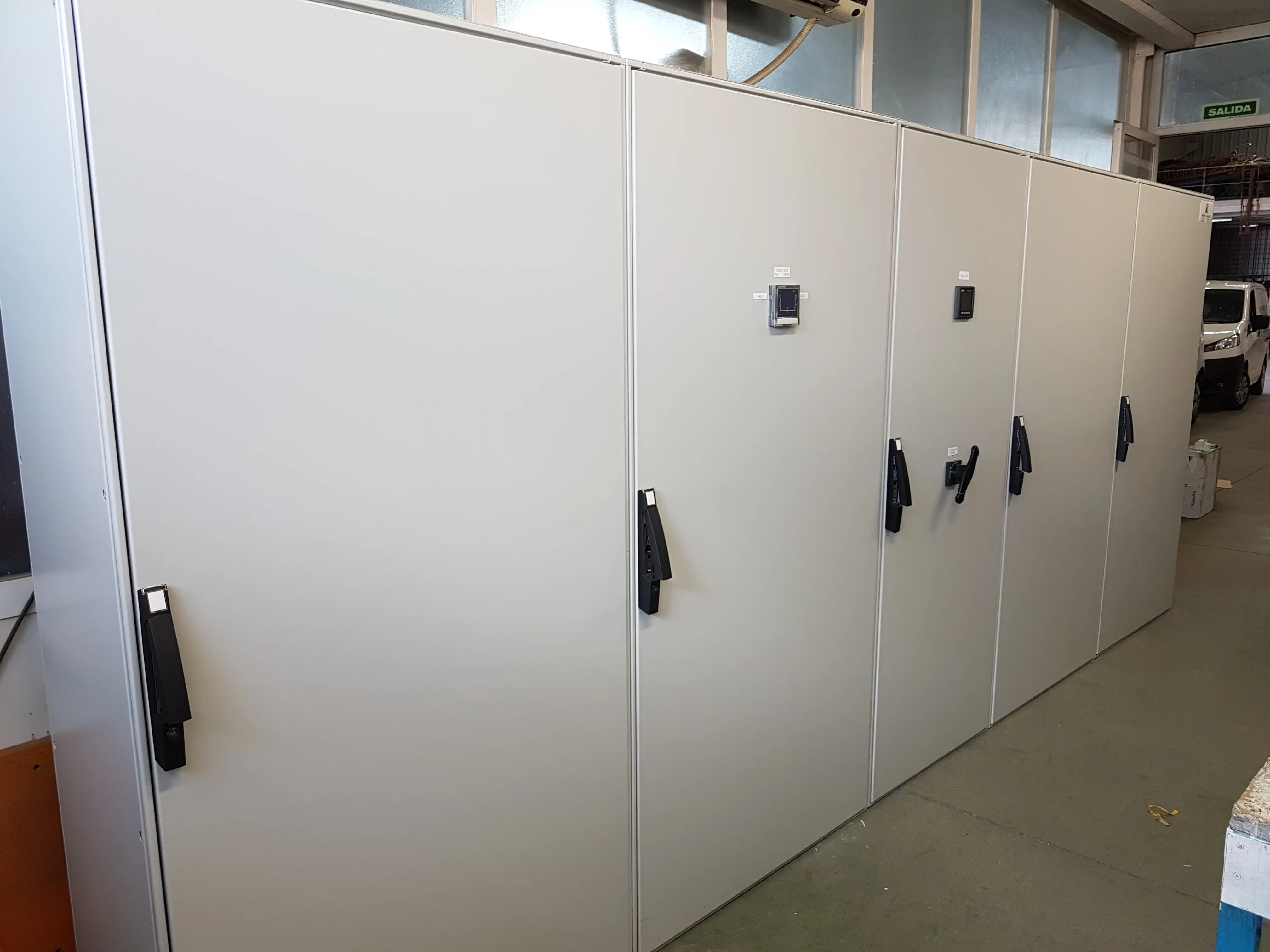 Cuadros eléctricos - Andrés y Lajo (5/7)