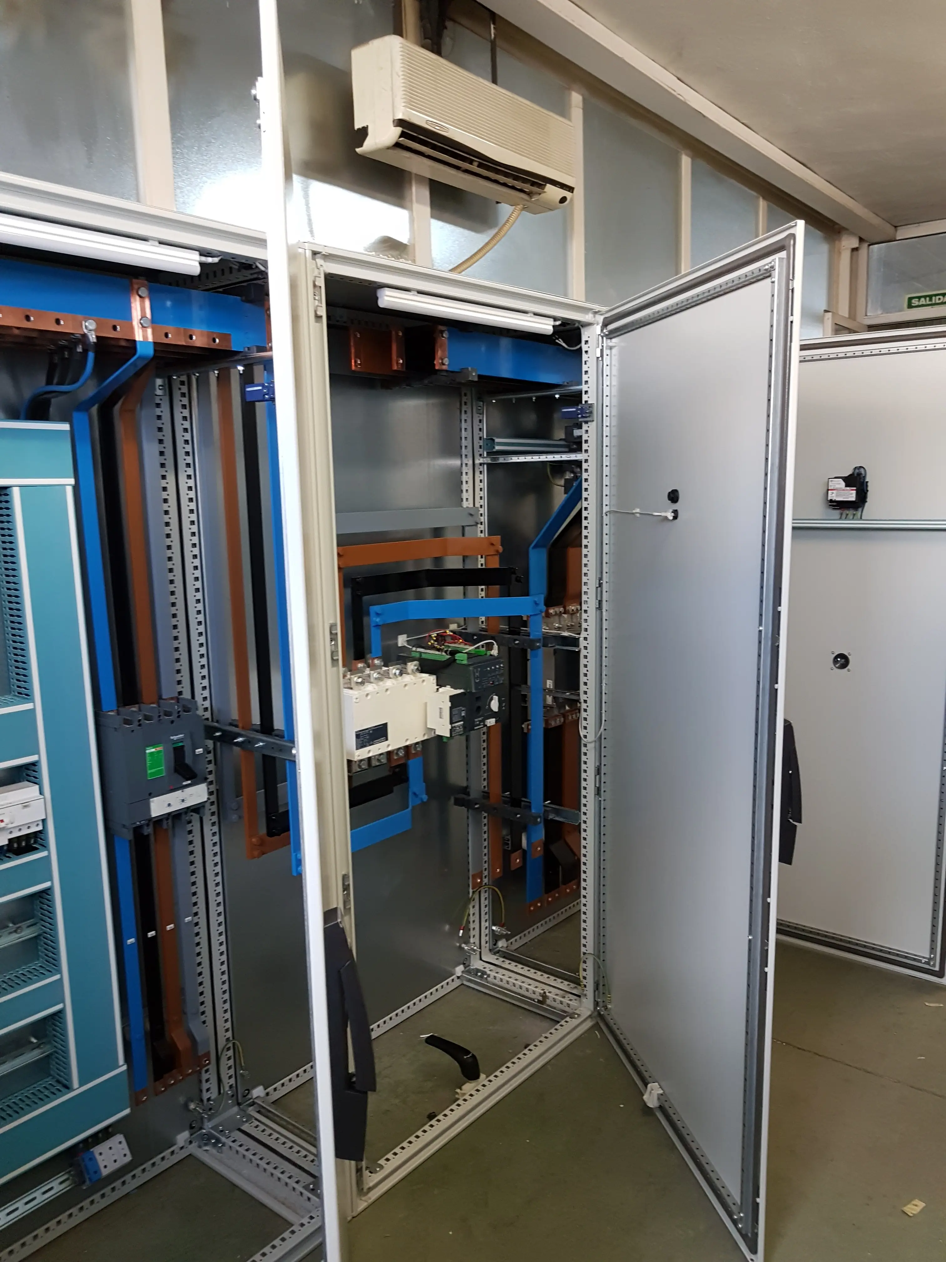 Cuadros eléctricos - Andrés y Lajo (3/7)