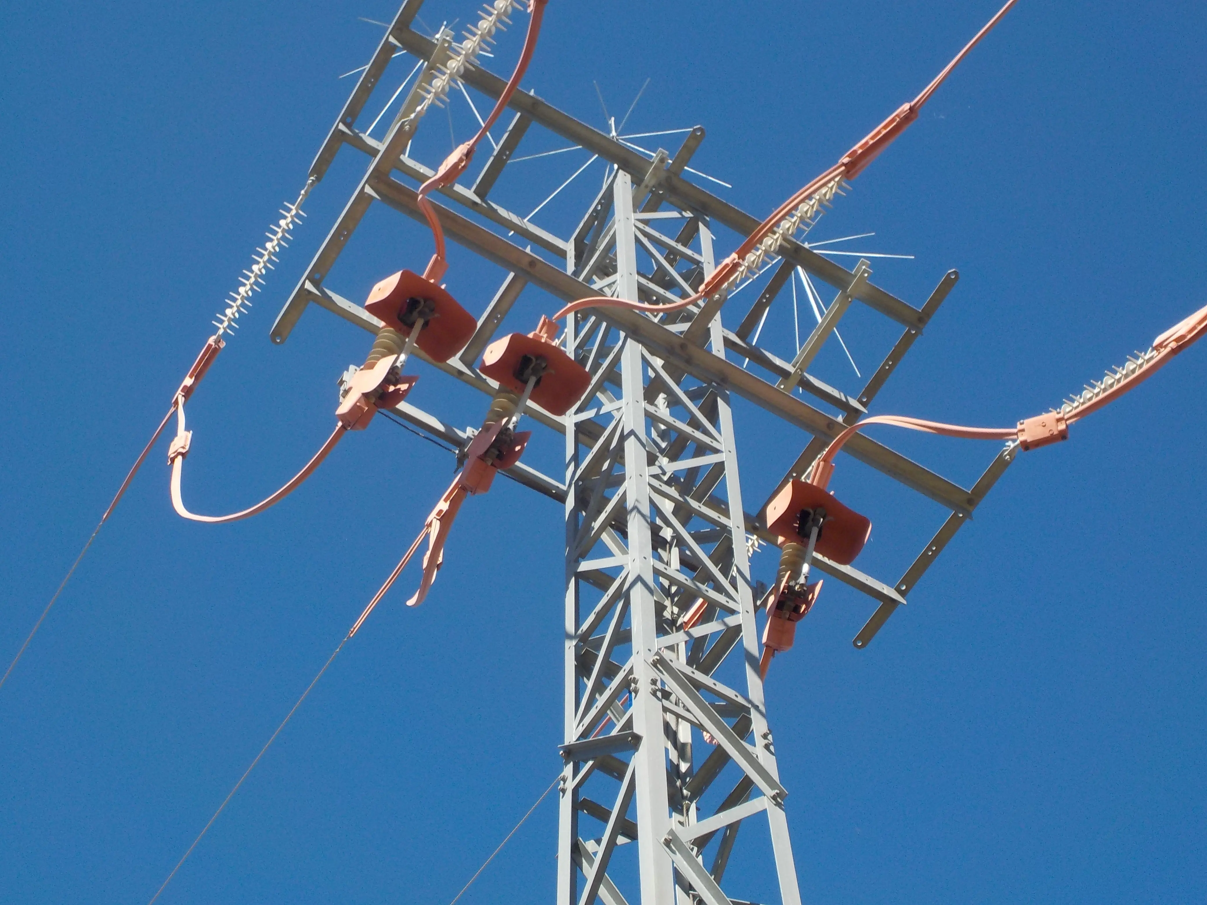 Distribución de energía - Andrés y Lajo (4/6)